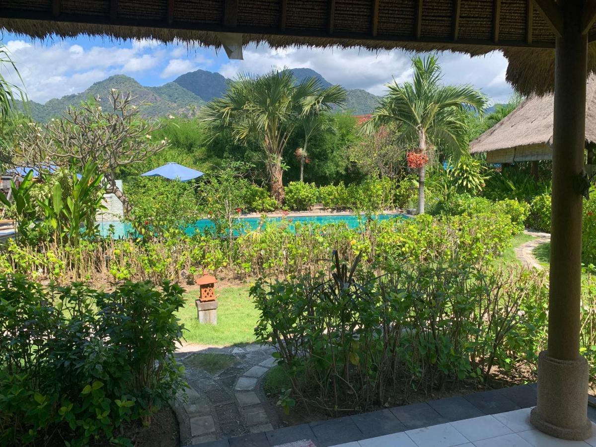 Sunia Loka Bungalows&Dive Center Pemuteran  Bagian luar foto
