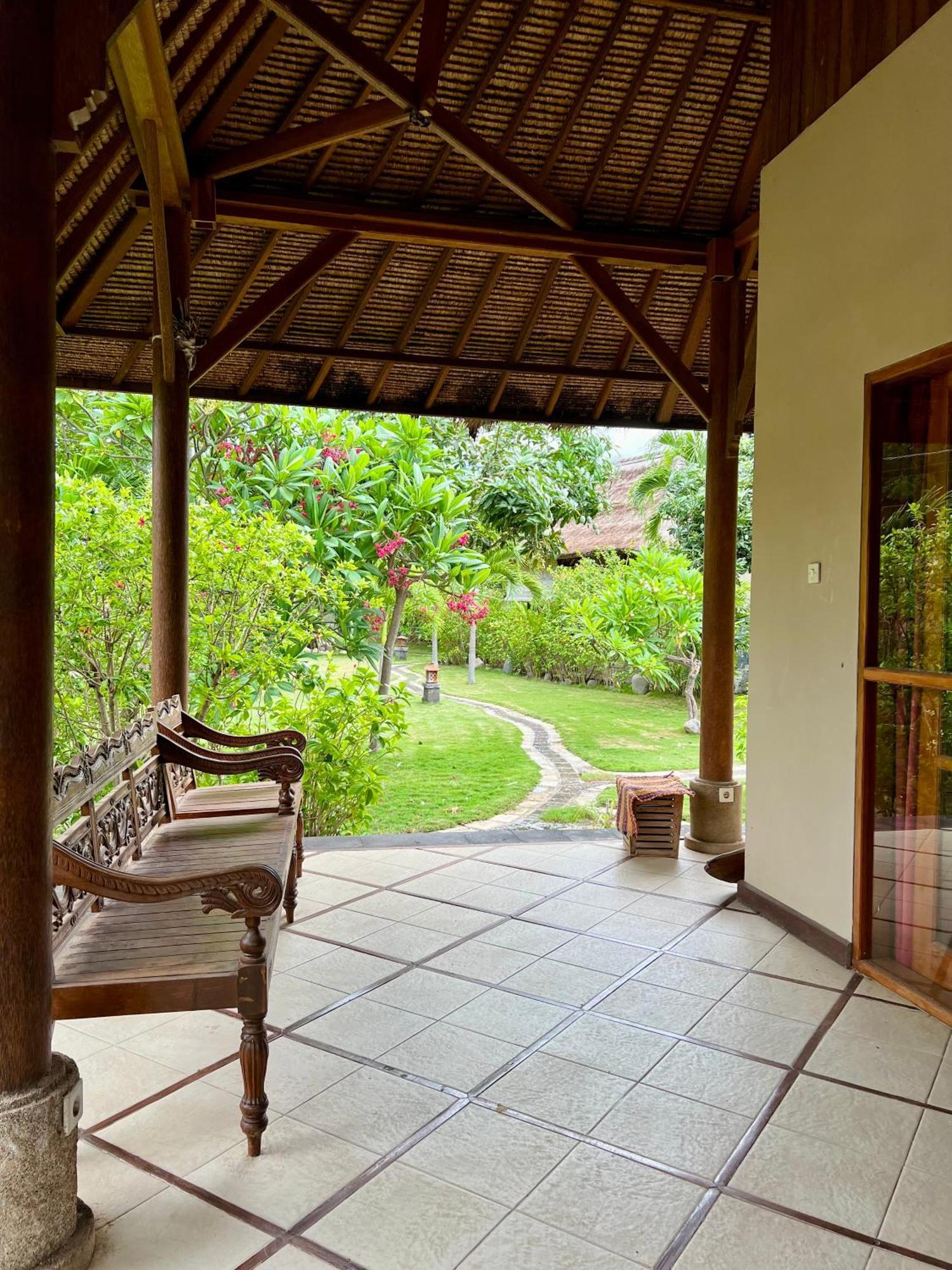 Sunia Loka Bungalows&Dive Center Pemuteran  Bagian luar foto