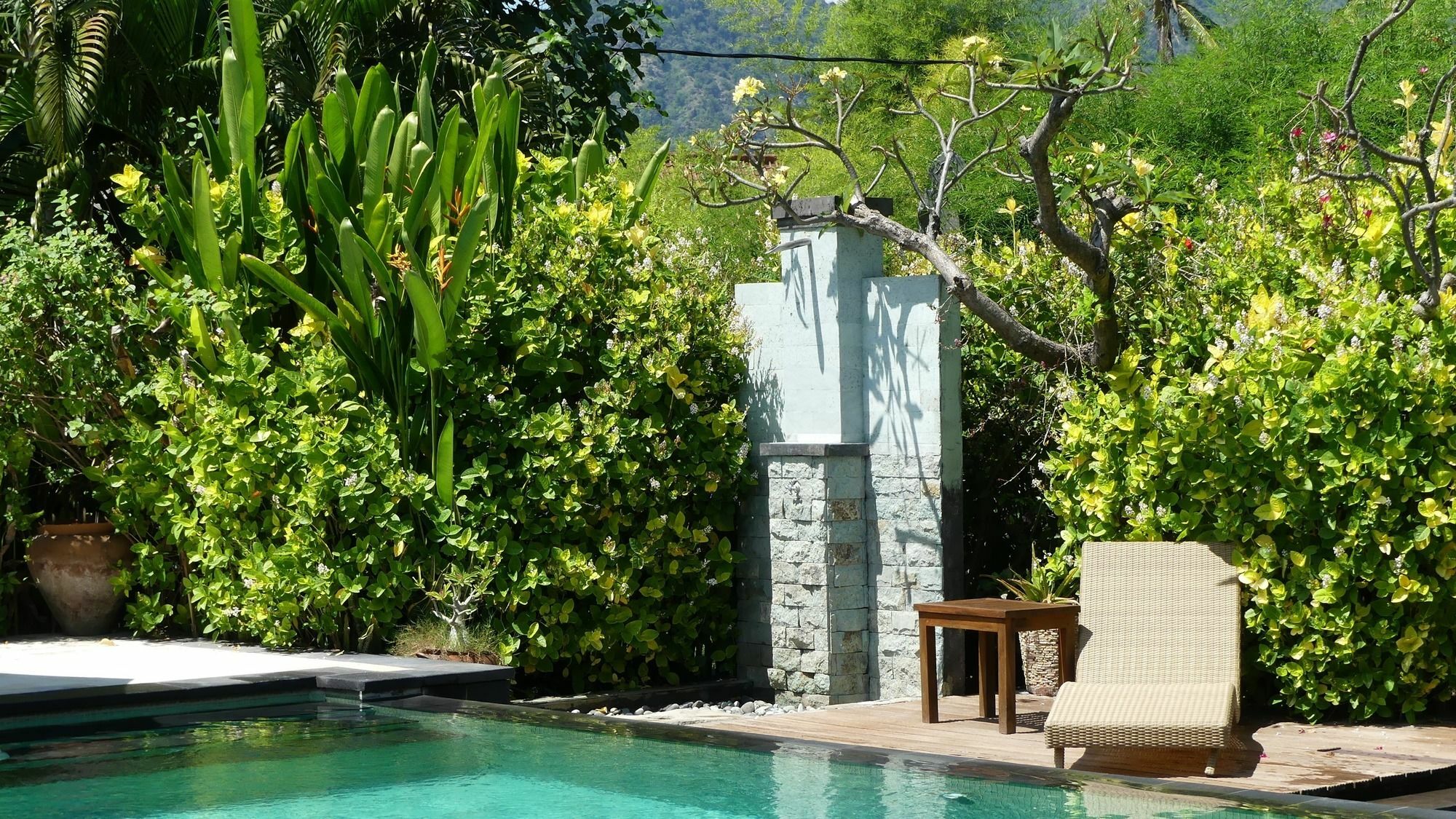 Sunia Loka Bungalows&Dive Center Pemuteran  Bagian luar foto