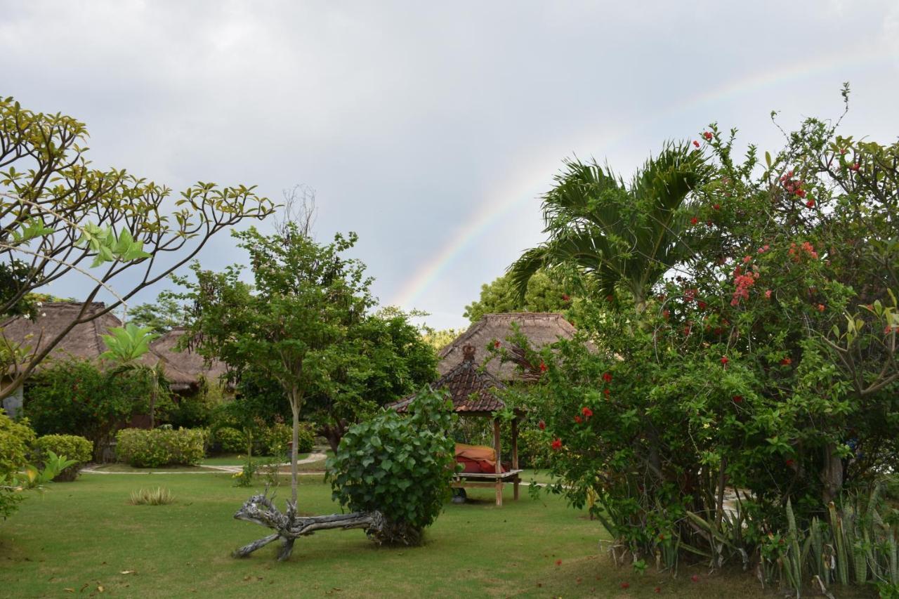 Sunia Loka Bungalows&Dive Center Pemuteran  Bagian luar foto